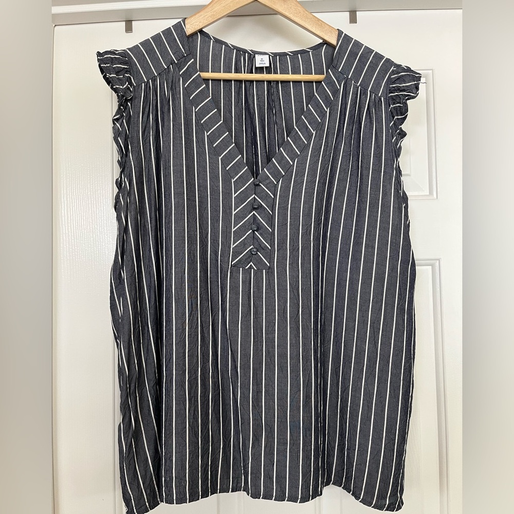 Chambray Sleeveless Blouse